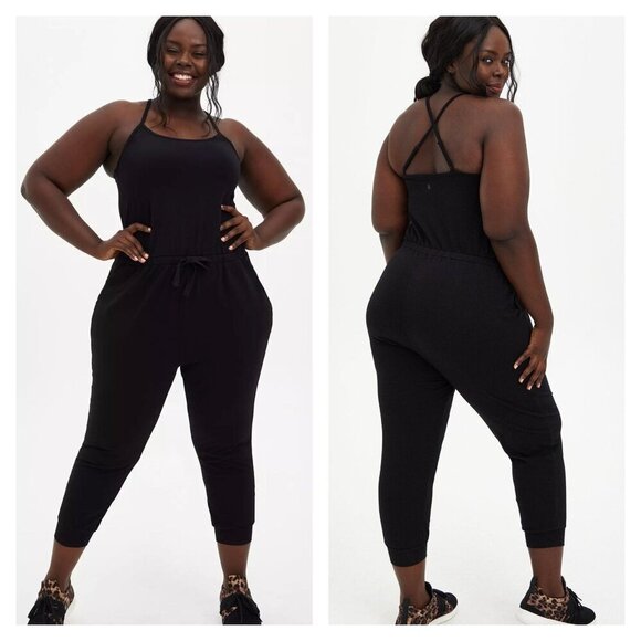 TORRID Active Women's Black Knit Crisscross Back Crop Jumpsuit Size 3/3x - Picture 1 of 8
